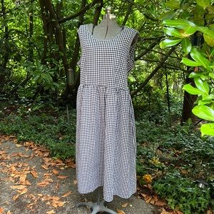 90’s-vintage plus-size gingham dress
